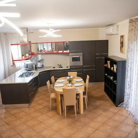 וילה Anna ג'נצאנו די רומא